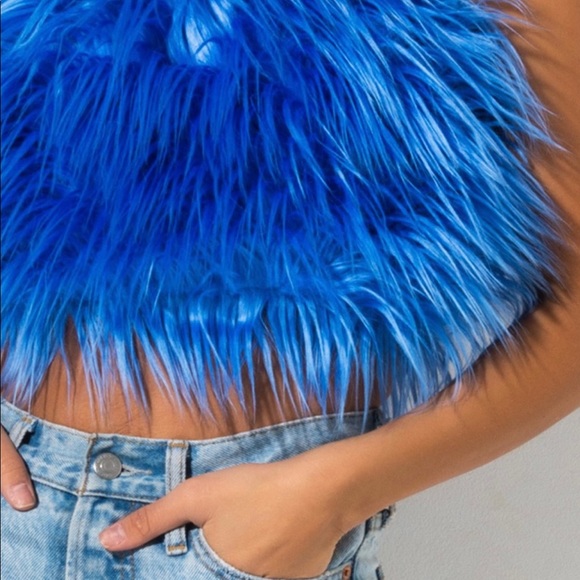 COPY - Faux Fur Tube Top (royal blue) 💙 - Picture 3 of 5